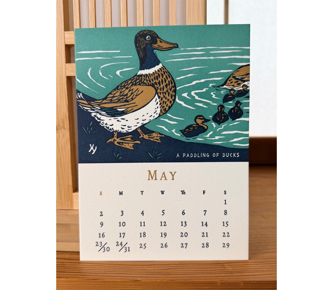 Animal Almanac 2027 Calendar with Stand - Yoshiko Yamamoto